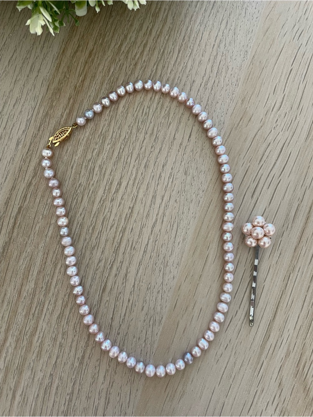 Delicate Pink Pearl Necklace with Matching Hair Pin